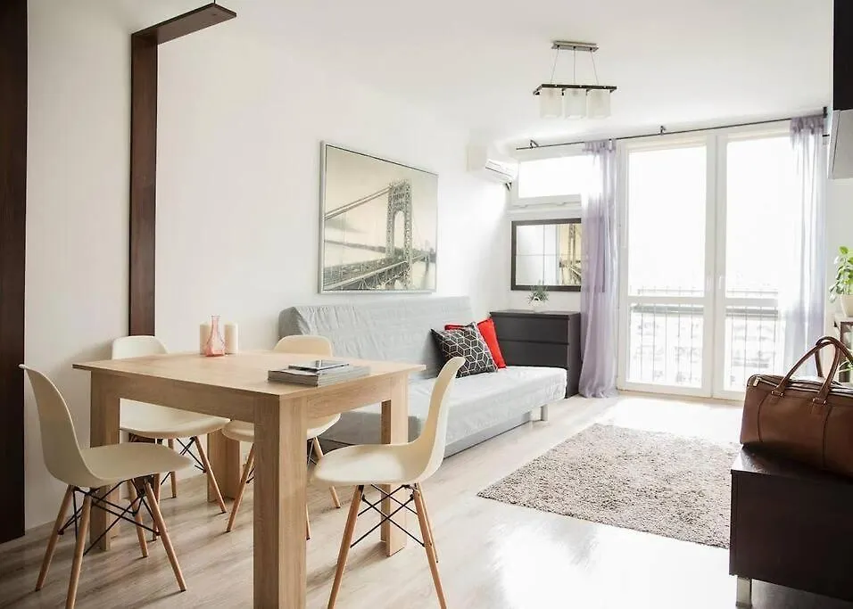 شقة Comfortable And Charming/City Center/Jp20 وارسو